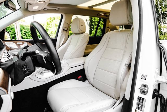 Used 2024 Mercedes-Benz GLS 450 4MATIC image 19