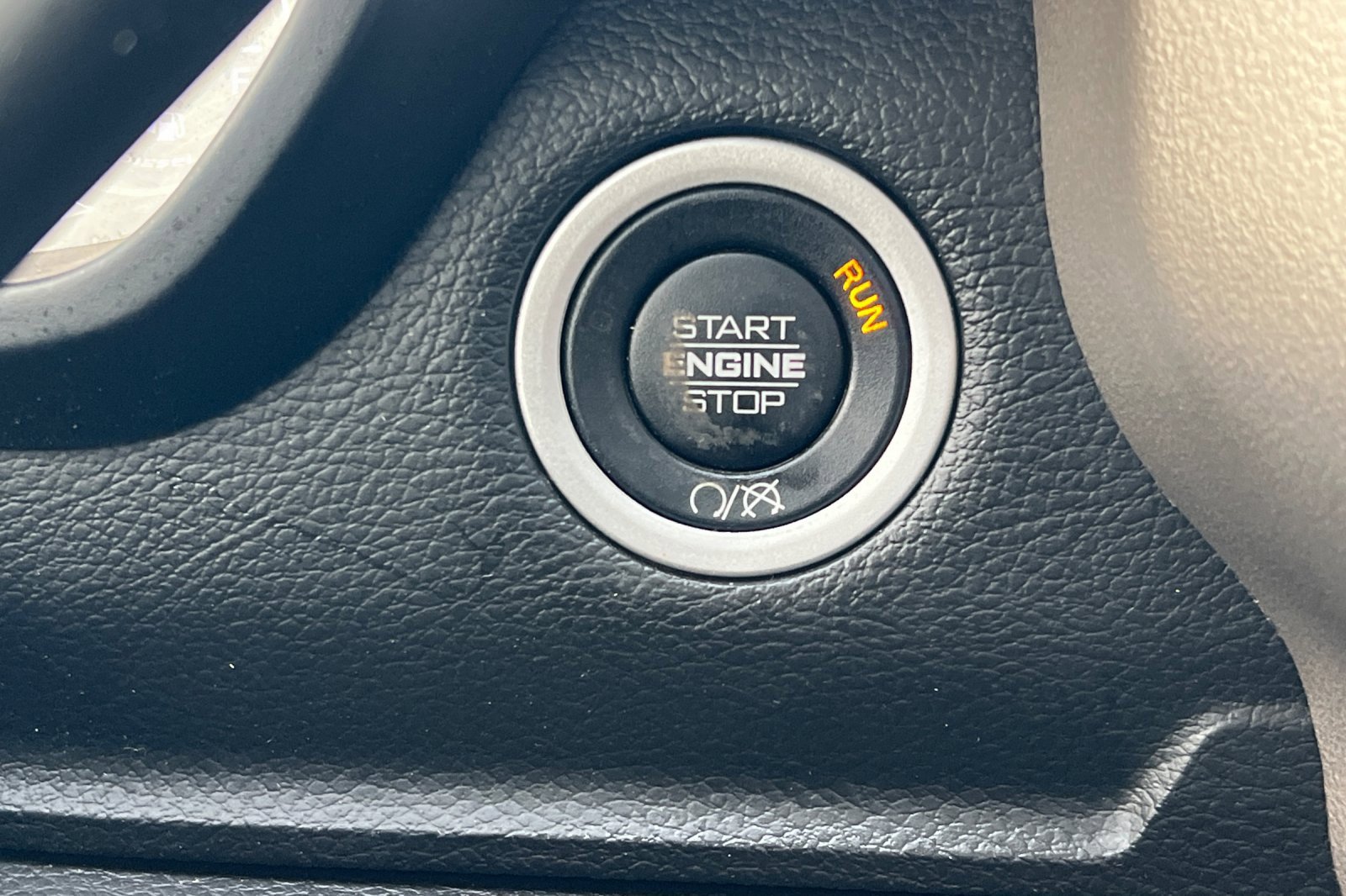 Used 2020 RAM 3500 Laramie image 24