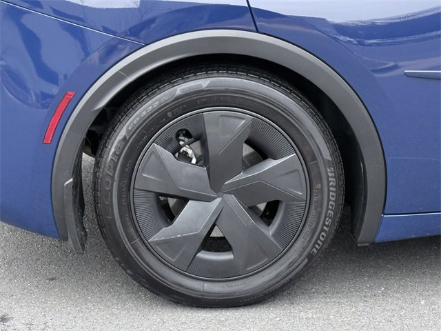 Certified 2025 Toyota Prius LE image 5