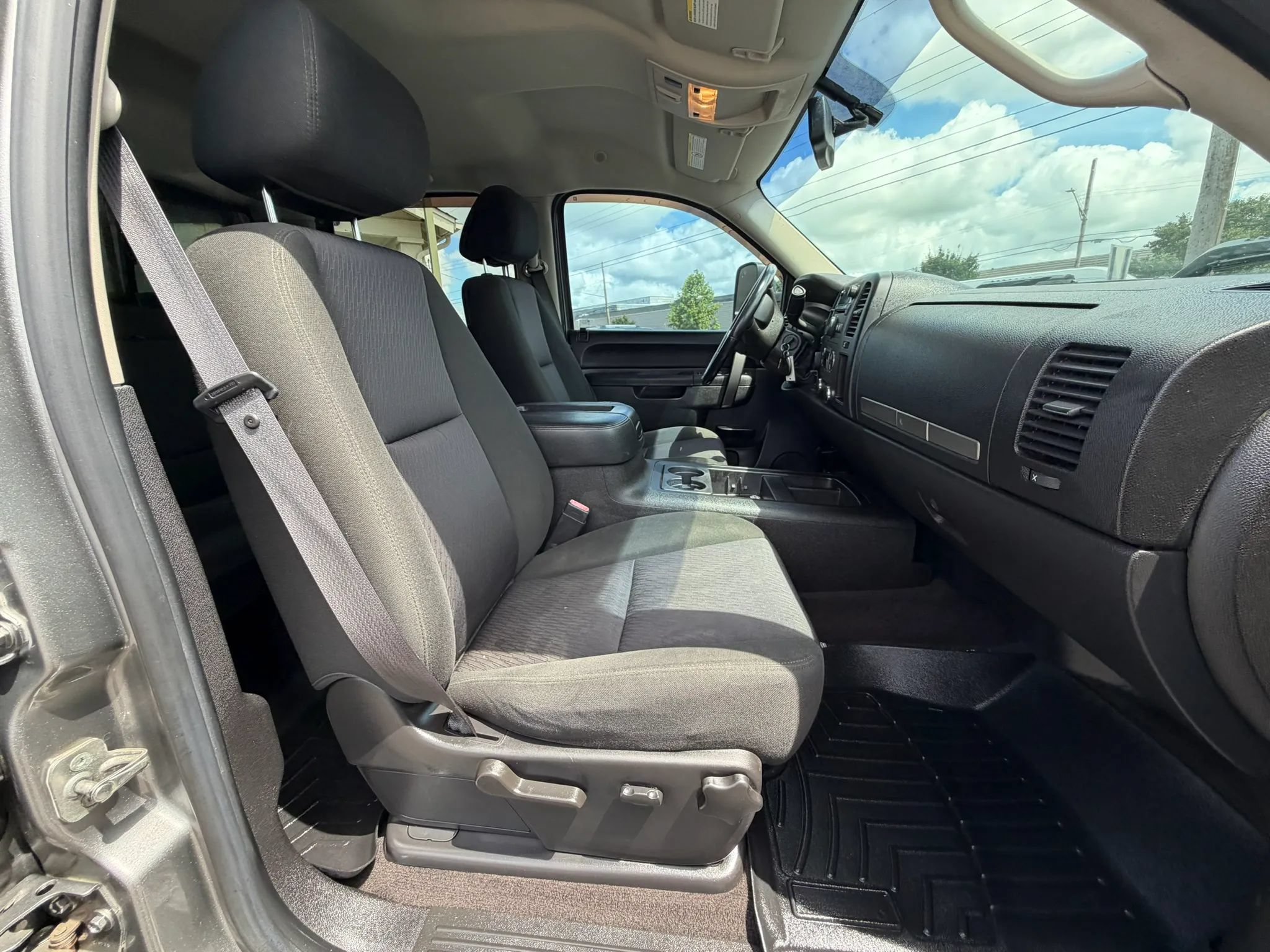 Used 2012 Chevrolet Silverado 2500 LT w/ Interior Plus Package AWD/4WD image 25