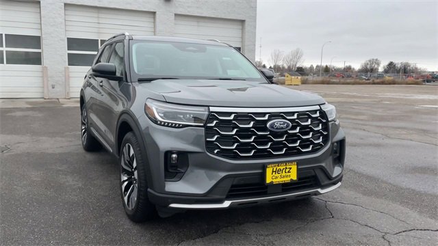 Used 2025 Ford Explorer Platinum w/ LUX Leather Package image 4