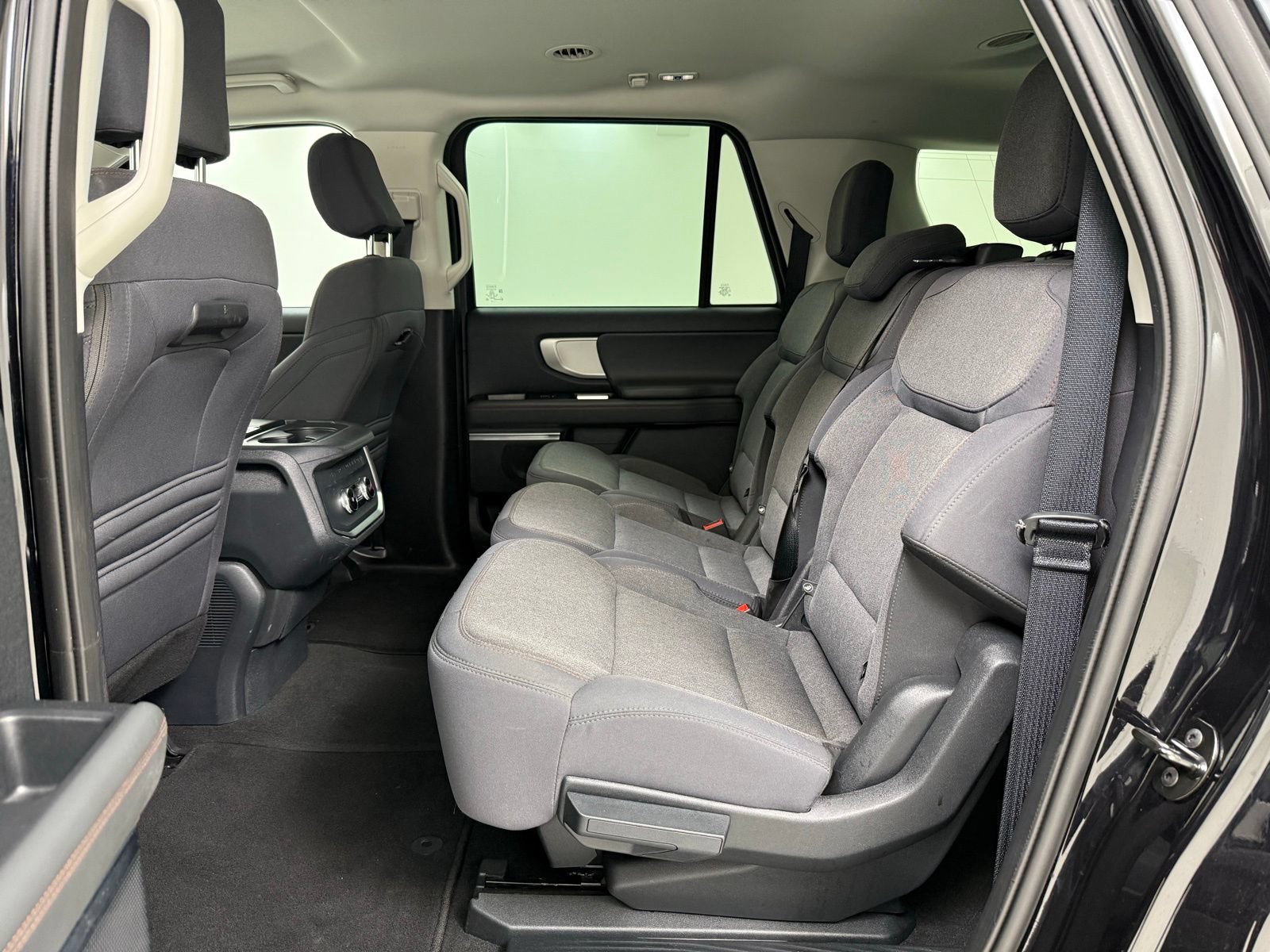 Used 2025 Ford Expedition Max Active AWD/4WD image 23