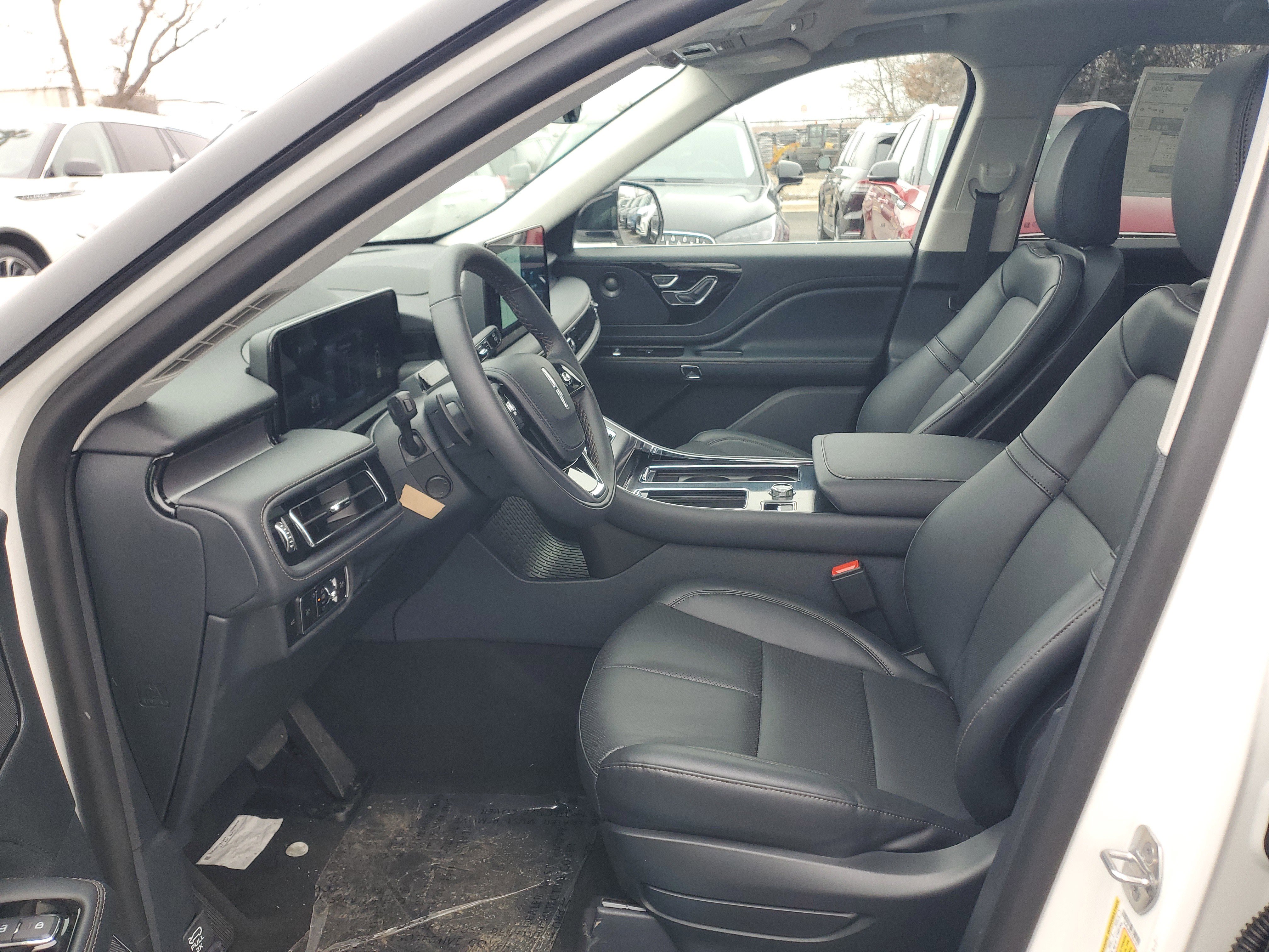 New 2026 Lincoln Aviator AWD image 11