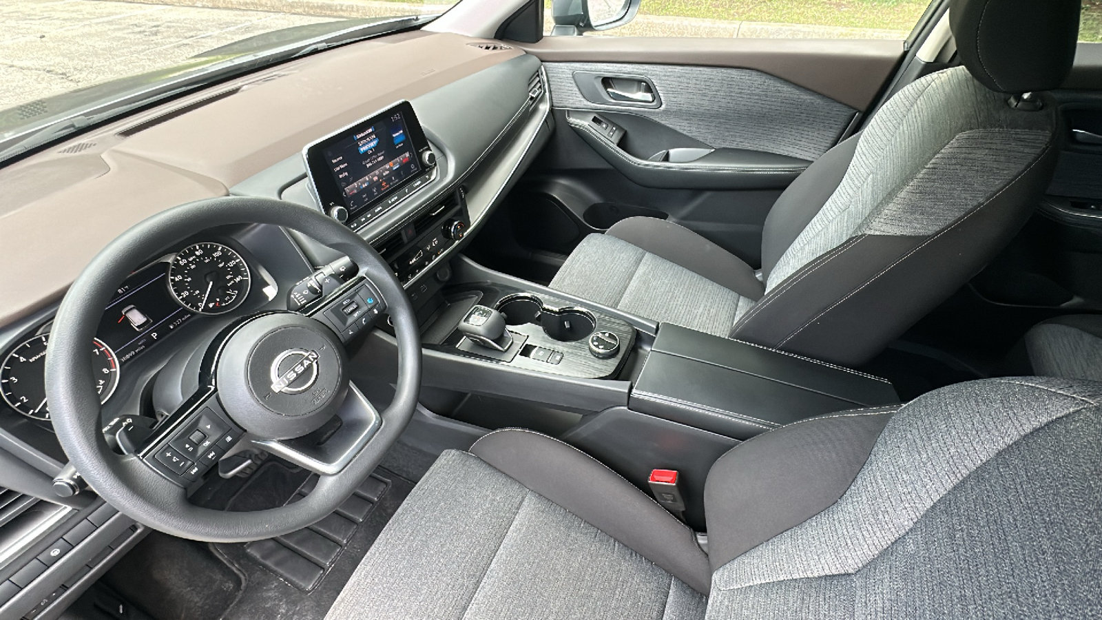 Certified 2023 Nissan Rogue SV AWD/4WD image 20