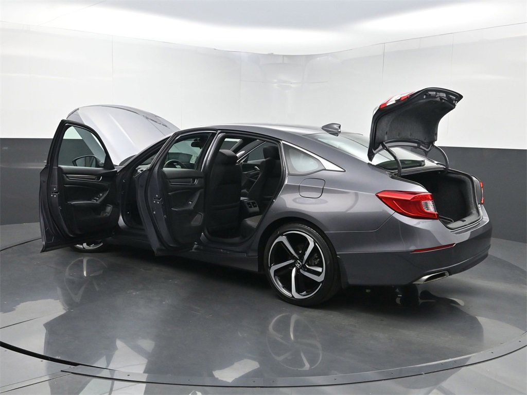 Used 2018 Honda Accord Sport image 36