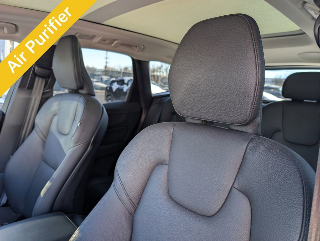 Used 2024 Volvo XC60 T8 Plus w/ Protection Package Premier image 10