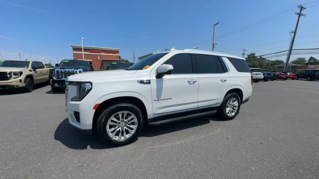 Used 2021 GMC Yukon SLT w/ SLT Premium Package AWD/4WD image 4