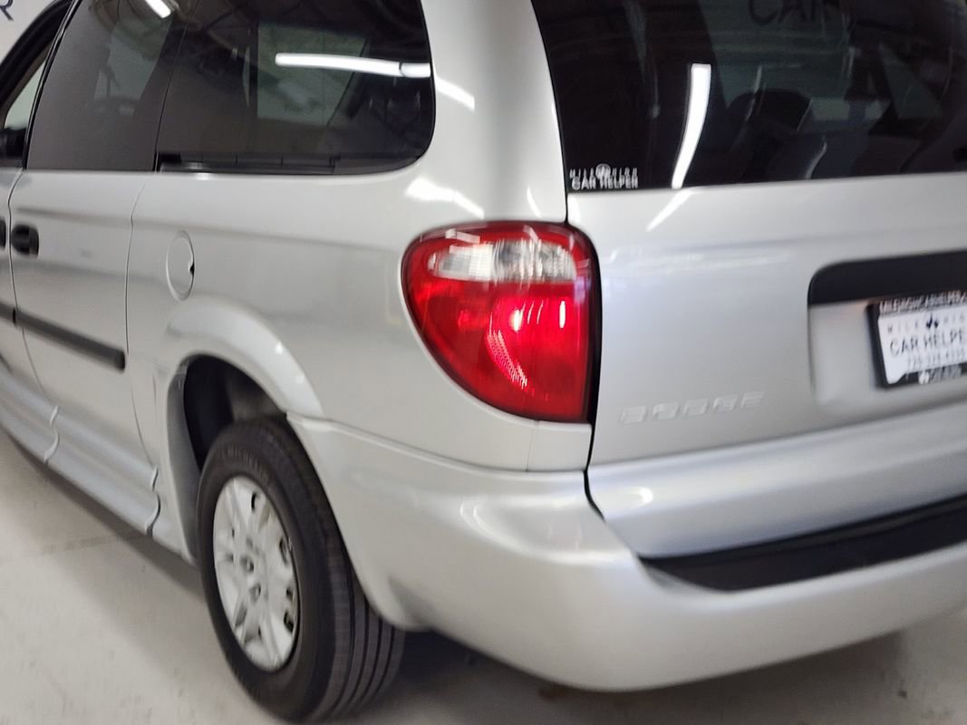 Used 2005 Dodge Grand Caravan SE w/ Popular Equipment Group I image 38