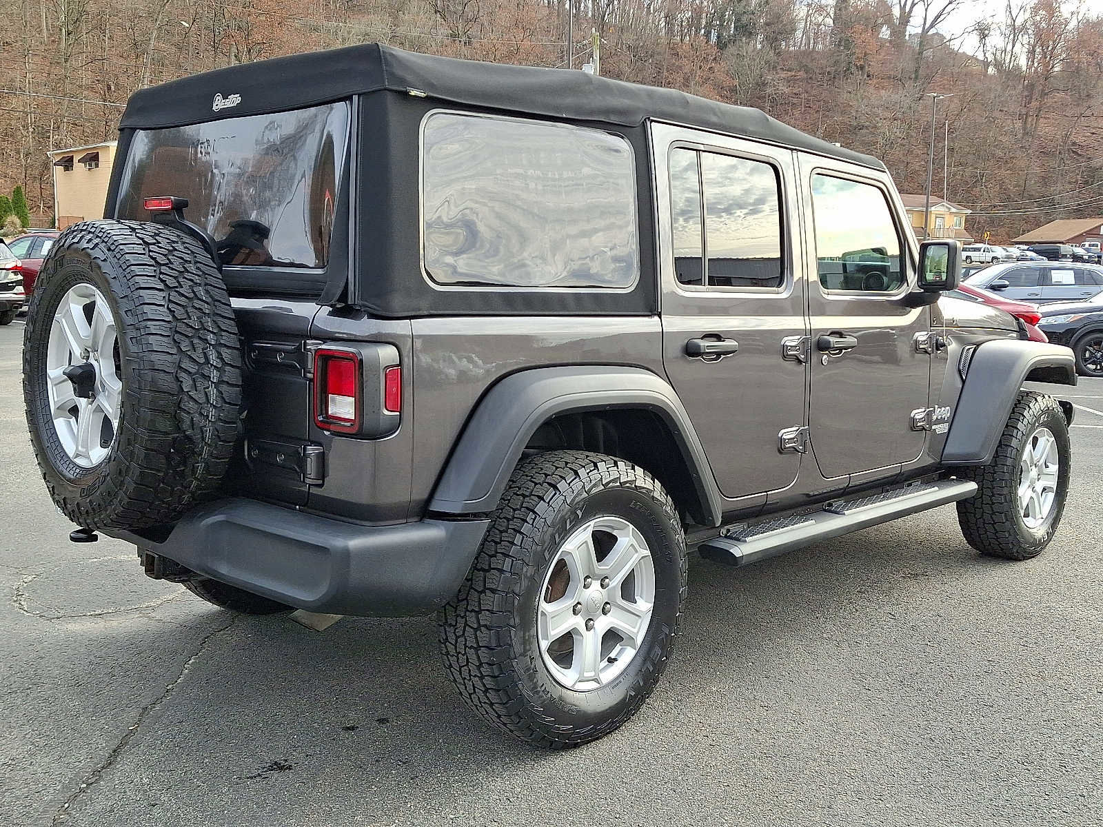 Used 2021 Jeep Wrangler Unlimited Sport image 8