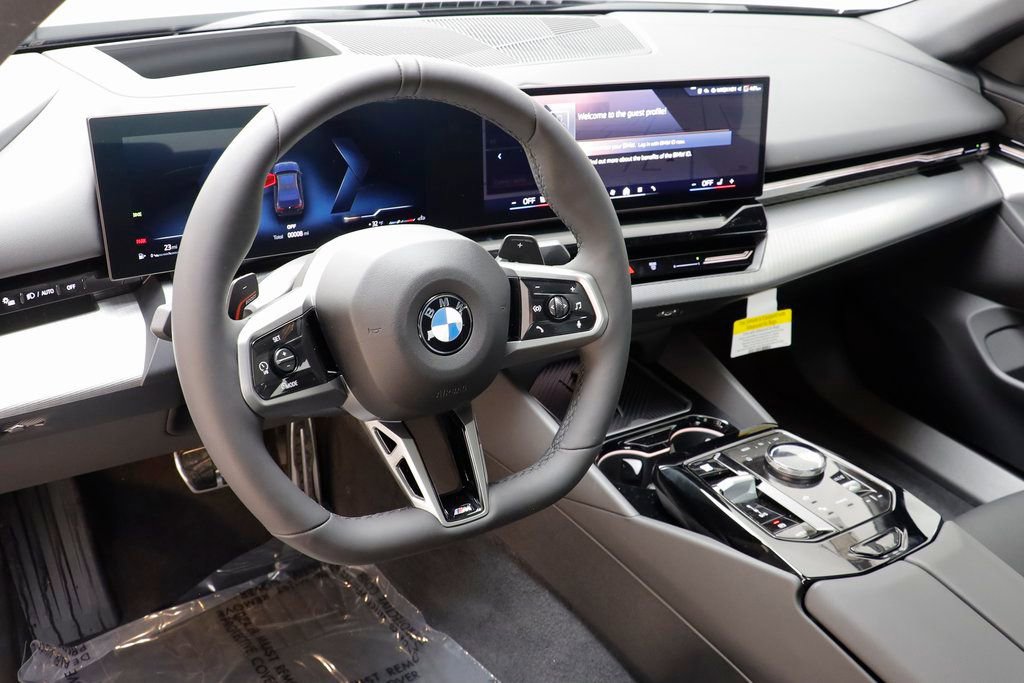 New 2026 BMW 530i xDrive w/ M Sport Package image 7