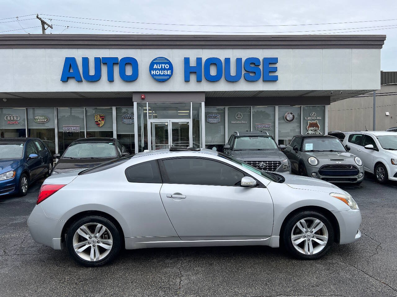 Used 2012 Nissan Altima 2.5 S w/ 2.5S Premium Pkg FWD image 9