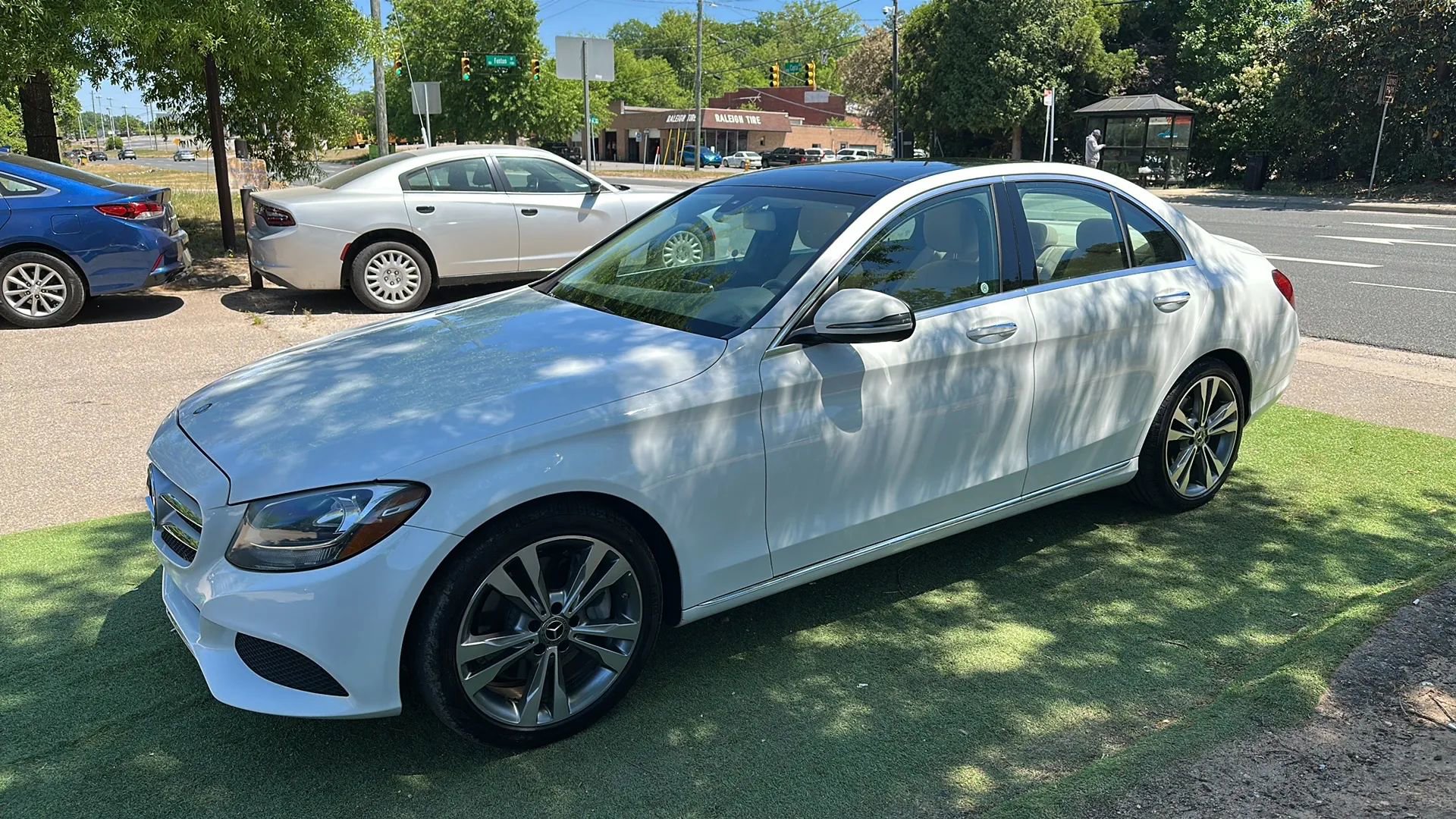 Used 2017 Mercedes-Benz C 300 Sedan w/ Premium 1 Package image 4