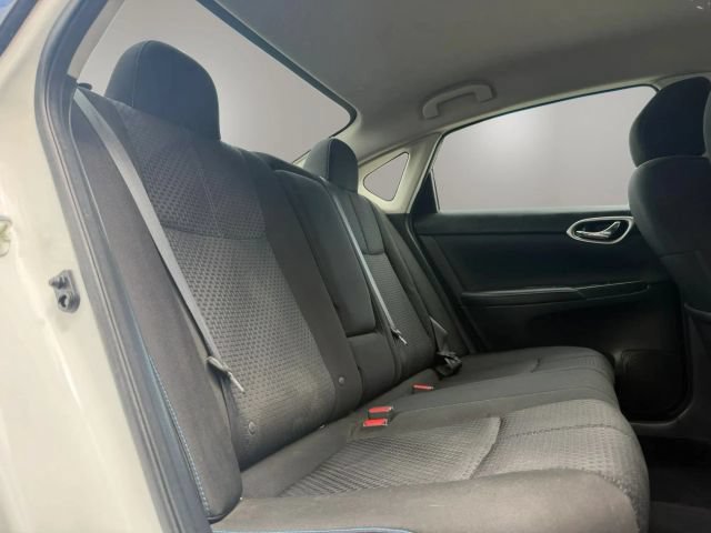 Used 2017 Nissan Sentra SR w/ Driver's Assist Package FWD image 13
