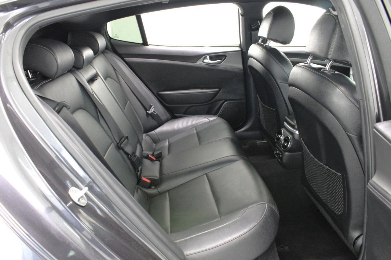 Used 2021 Kia Stinger GT image 40