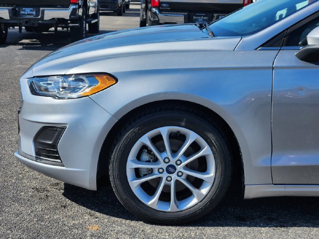 Used 2020 Ford Fusion SE FWD image 8