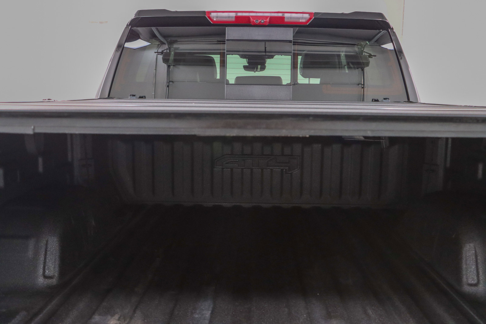 Used 2024 GMC Sierra 1500 AT4 w/ Technology Package AWD/4WD image 34