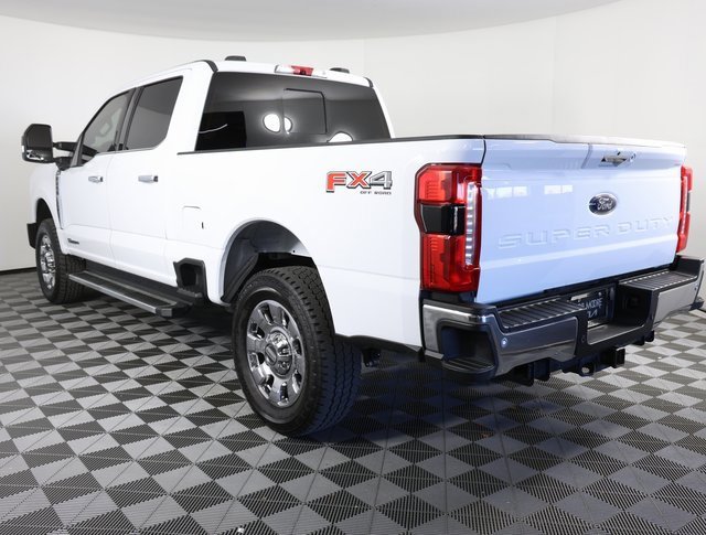 Used 2023 Ford F250 Lariat w/ Chrome Package image 6