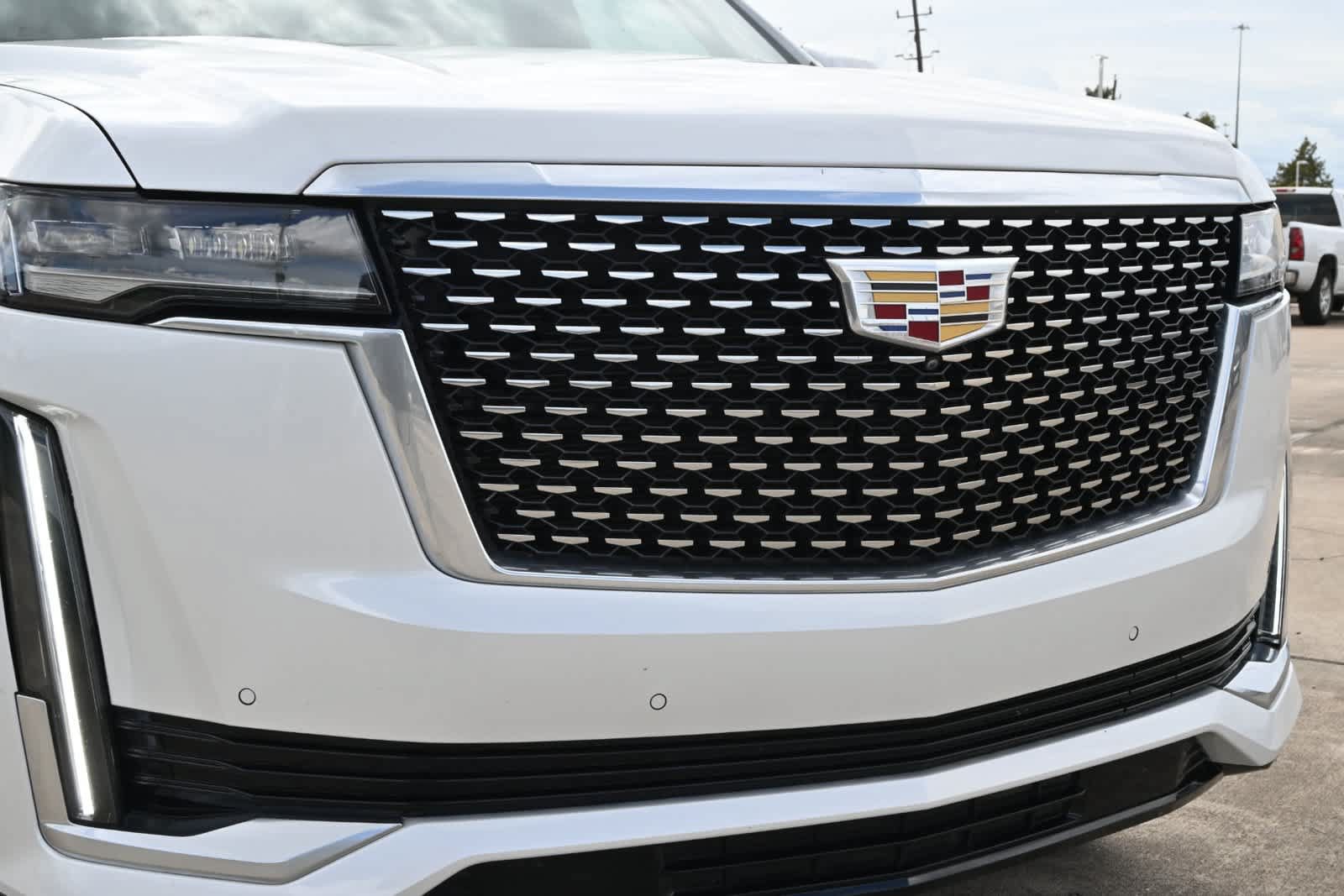 Used 2024 Cadillac Escalade Luxury RWD image 26