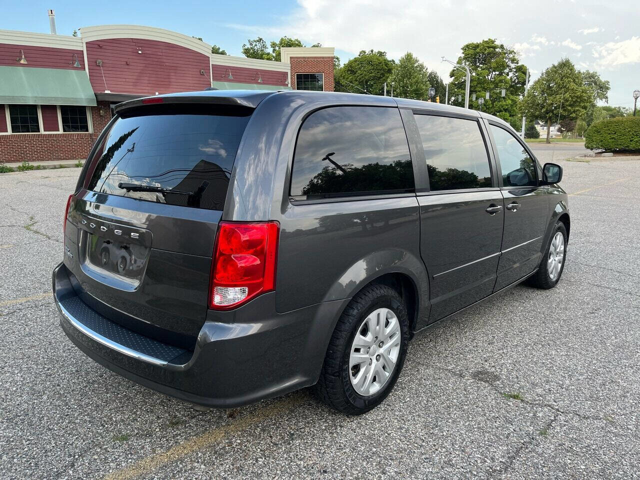 Used 2017 Dodge Grand Caravan SE w/ Power Window Group image 8