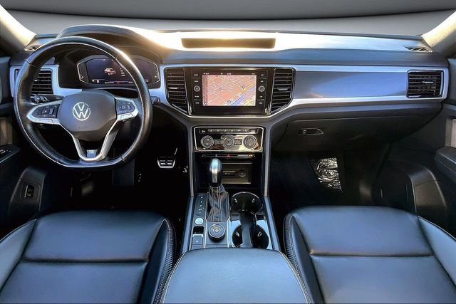 Used 2022 Volkswagen Atlas Cross Sport SEL R-Line image 7