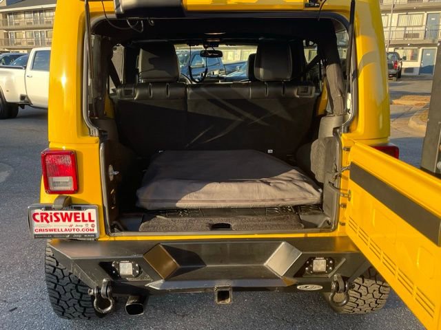 Used 2015 Jeep Wrangler Unlimited Sahara image 7