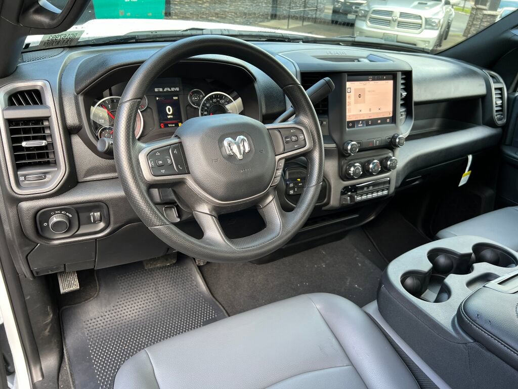 New 2024 RAM 3500 Tradesman image 17
