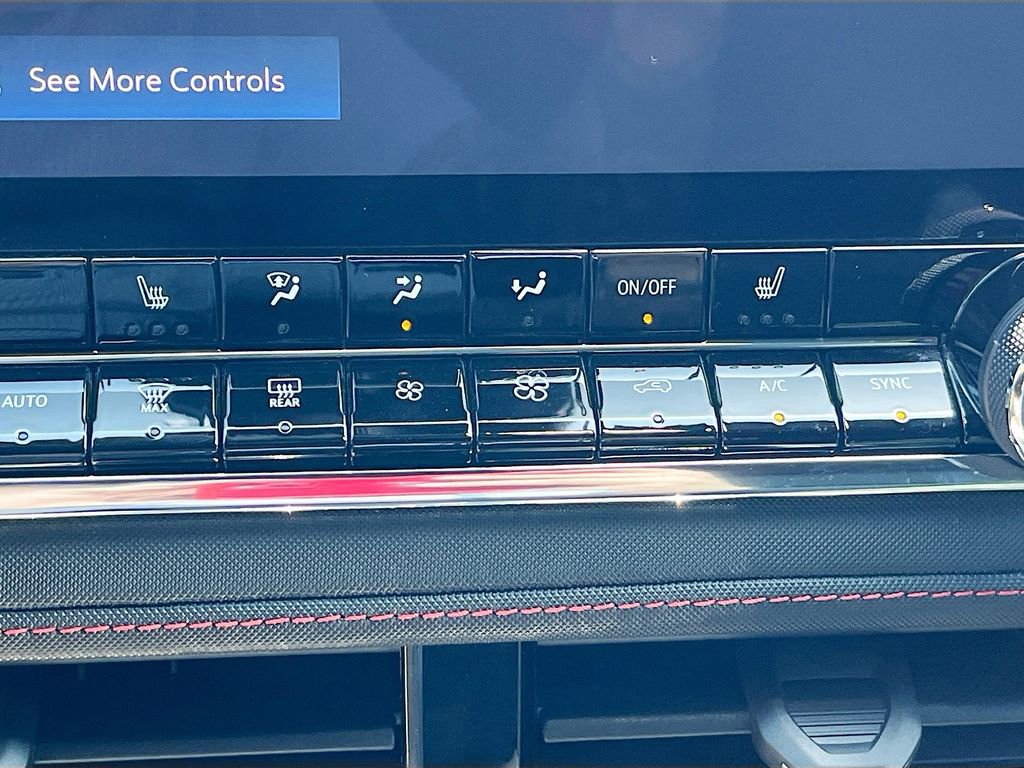 Used 2023 Chevrolet Colorado Z71 w/ Z71 Convenience Package 2 image 15