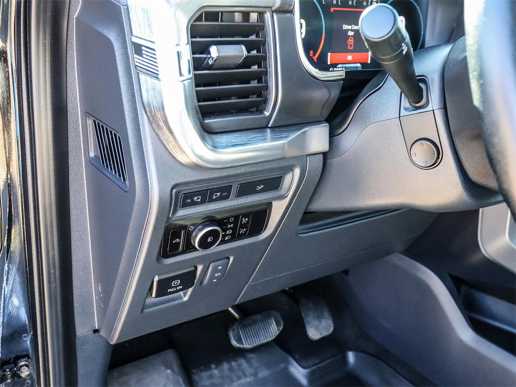 Used 2023 Ford F150 Lariat w/ Equipment Group 502A High image 29