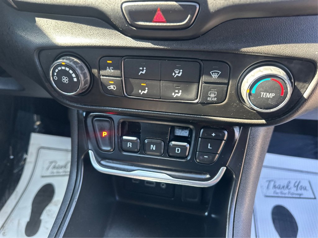 Used 2018 GMC Terrain SLE image 34