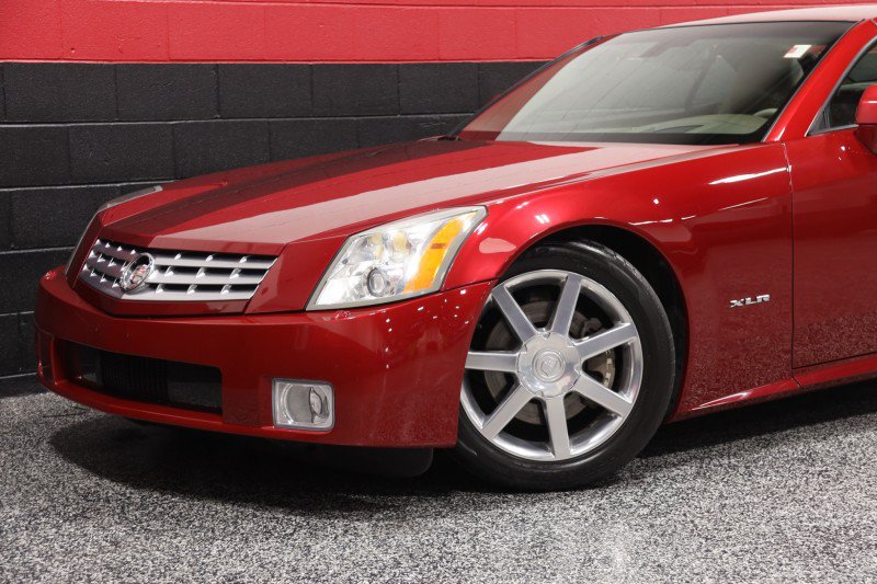 Used 2005 Cadillac XLR RWD image 19