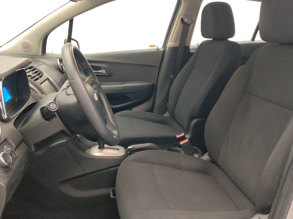 Used 2016 Chevrolet Trax LS FWD image 17