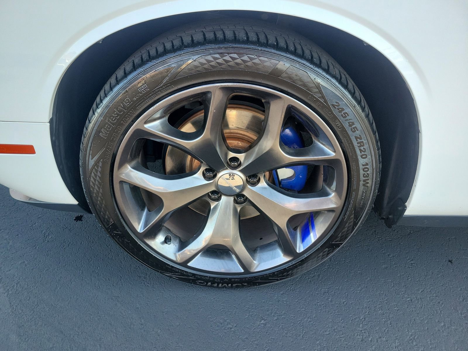 Used 2015 Dodge Challenger SXT Plus w/ Driver Convenience Group image 30