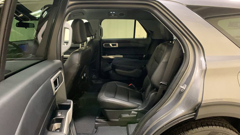 Certified 2022 Ford Explorer XLT w/ Equipment Group 202A image 24