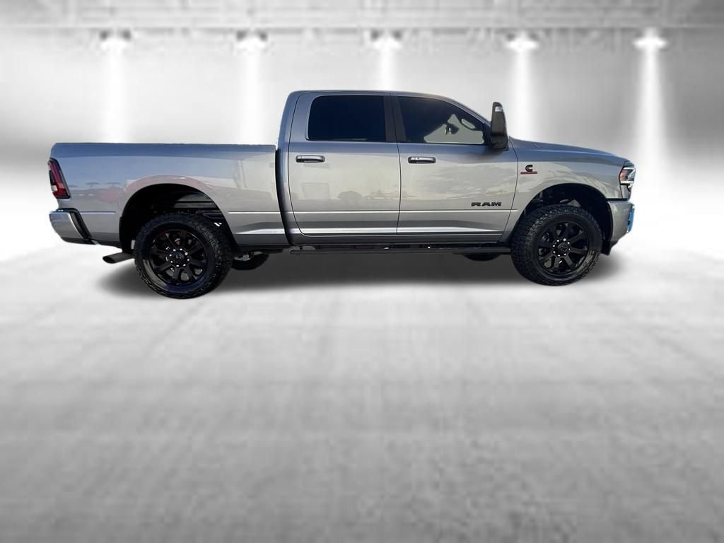 Used 2023 RAM 2500 Laramie AWD/4WD image 3