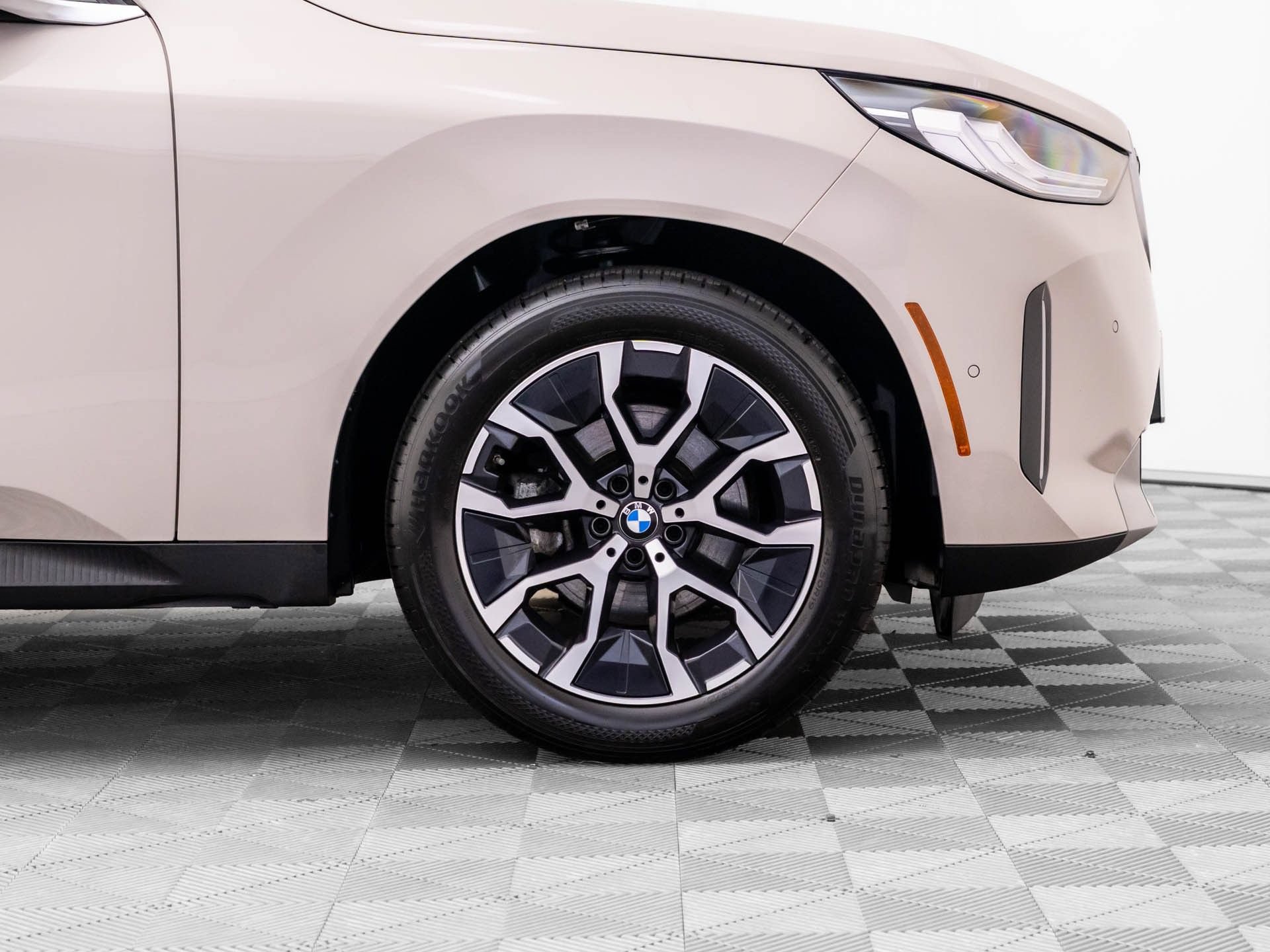 Certified 2025 BMW X3 xDrive30i w/ Premium Package AWD/4WD image 33