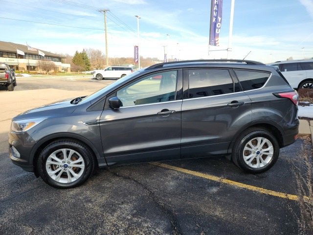 Used 2018 Ford Escape SE image 4