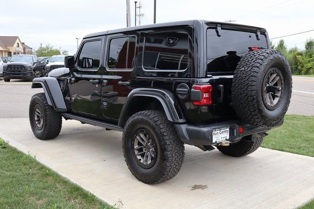 Used 2025 Jeep Wrangler Unlimited Rubicon 392 image 35