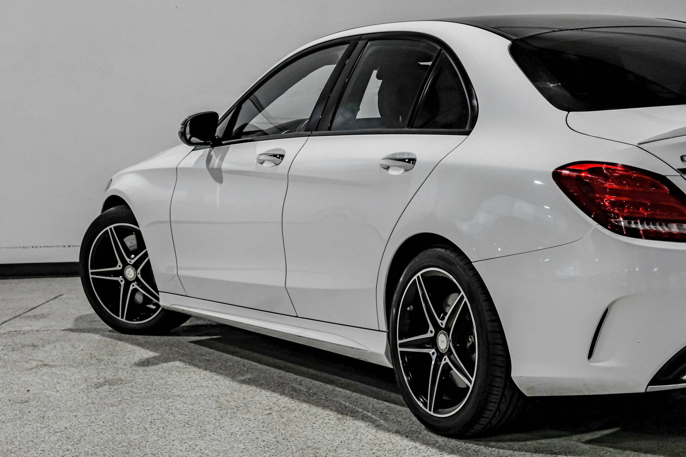 Used 2016 Mercedes-Benz C 450 AMG image 12