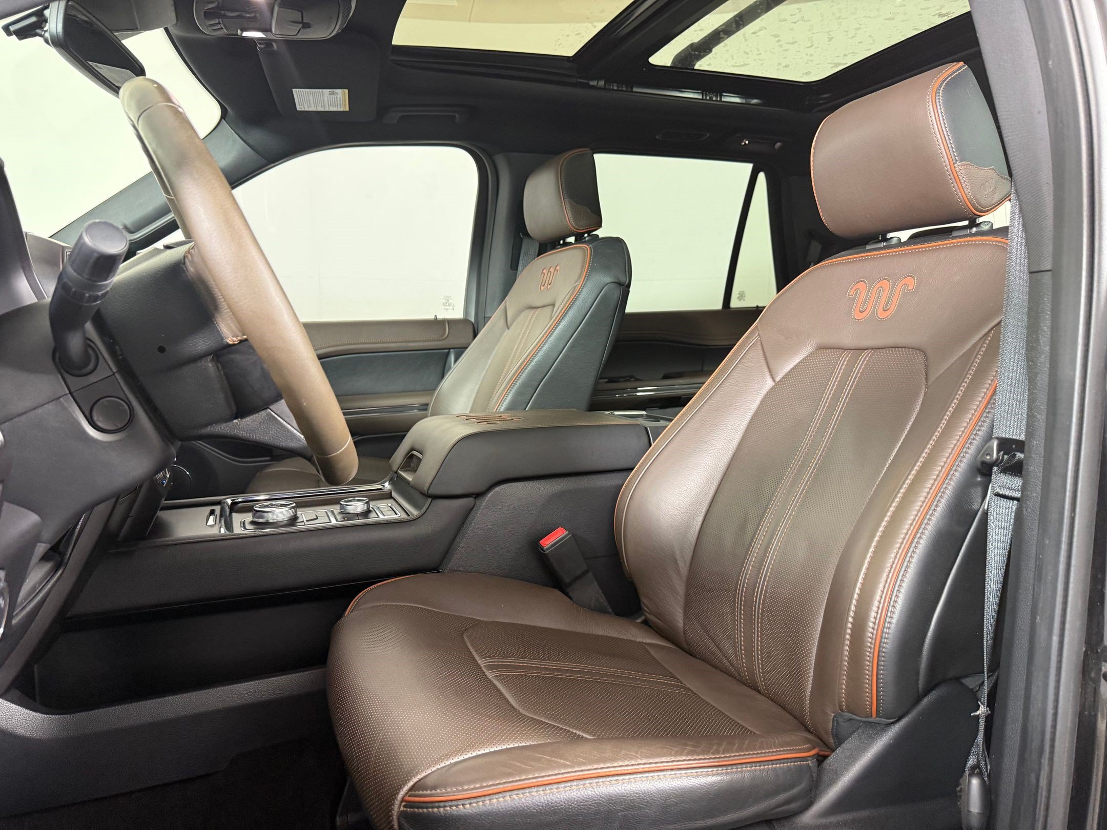 Used 2020 Ford Expedition King Ranch w/ Cargo Package AWD/4WD image 5