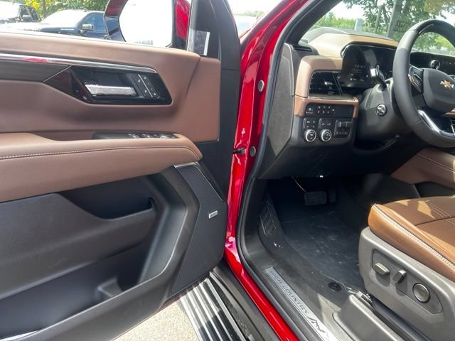 New 2026 Chevrolet Suburban High Country AWD/4WD image 12