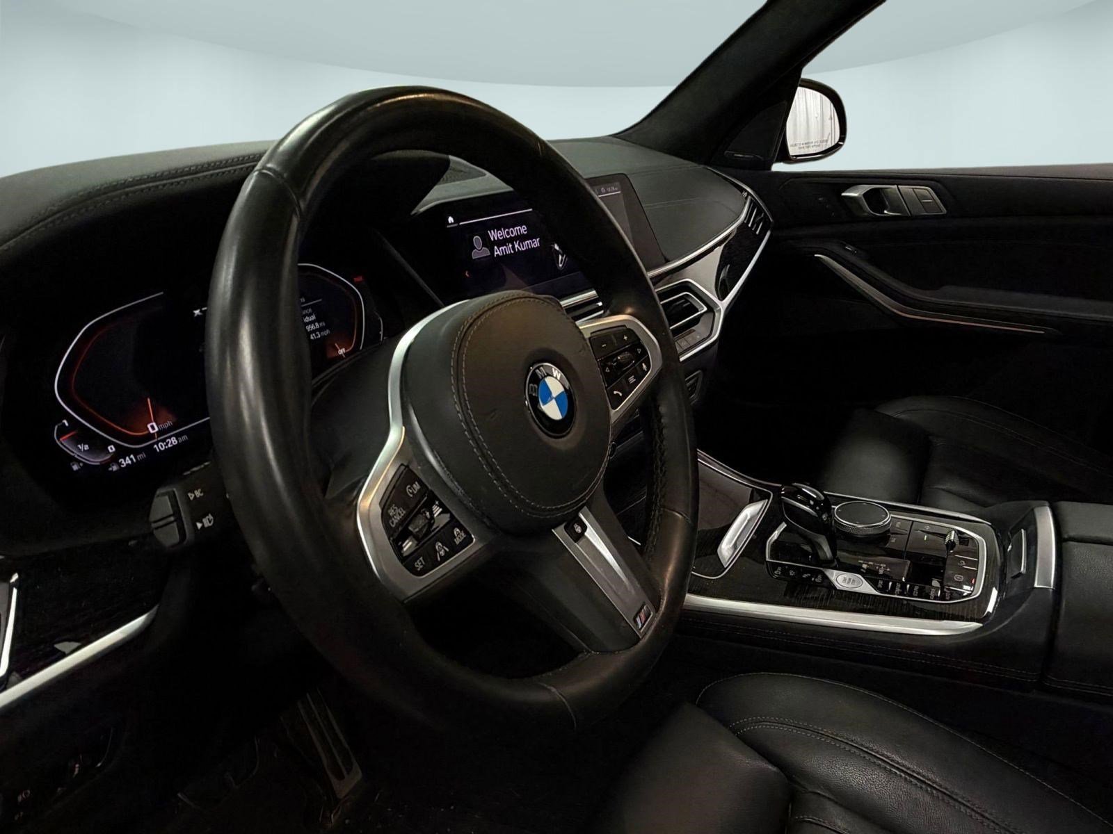 Used 2020 BMW X7 M50i image 4