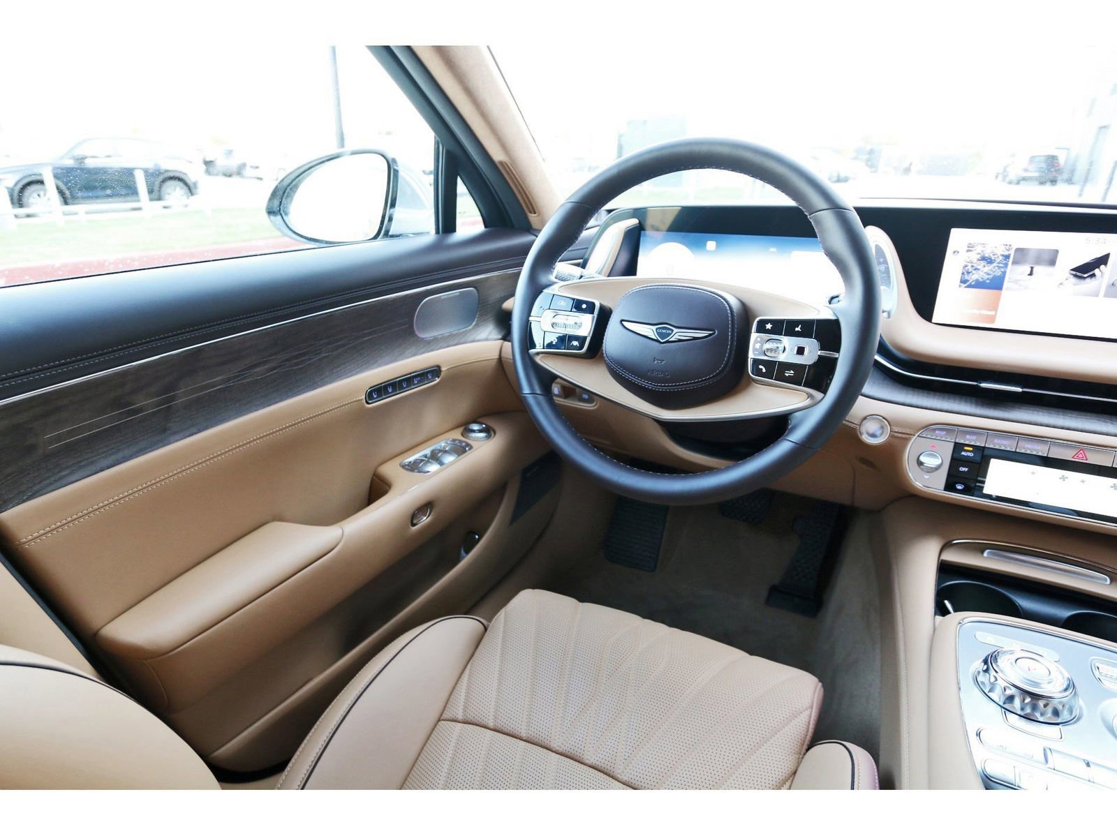 Used 2025 Genesis G90 3.5T image 9