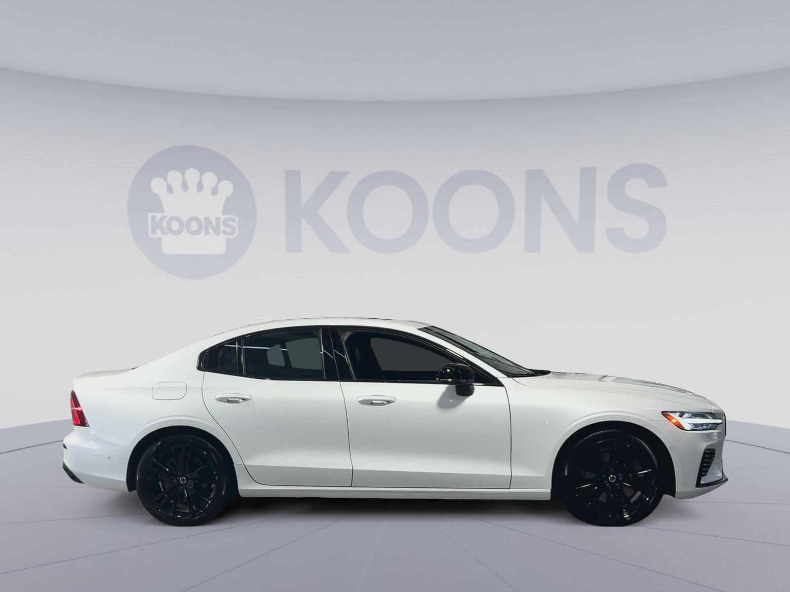 Used 2024 Volvo S60 T8 Plus AWD/4WD image 12