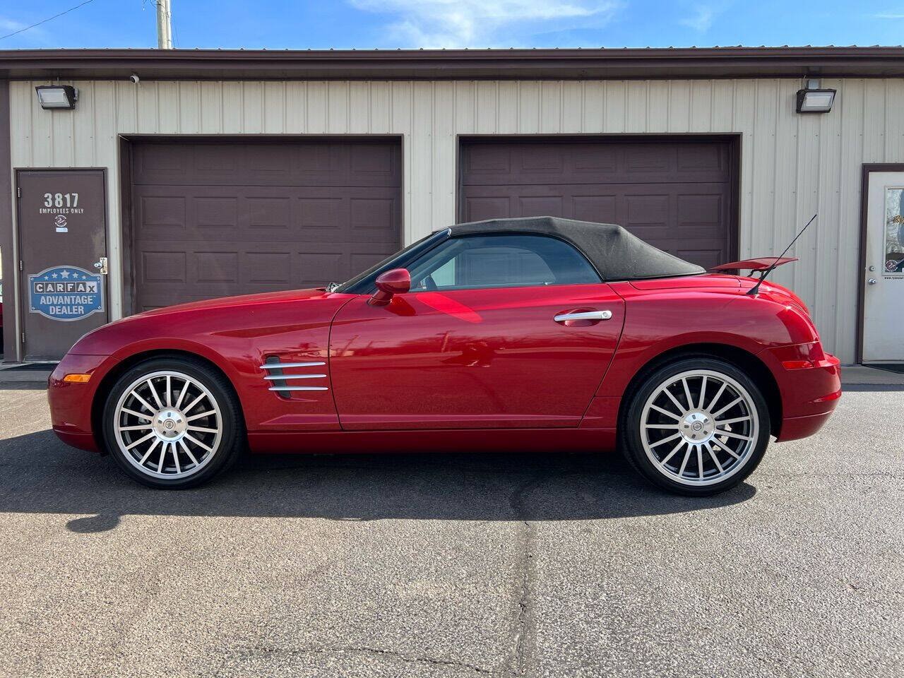 Used 2007 Chrysler Crossfire Convertible w/ Special Edition Group RWD image 6