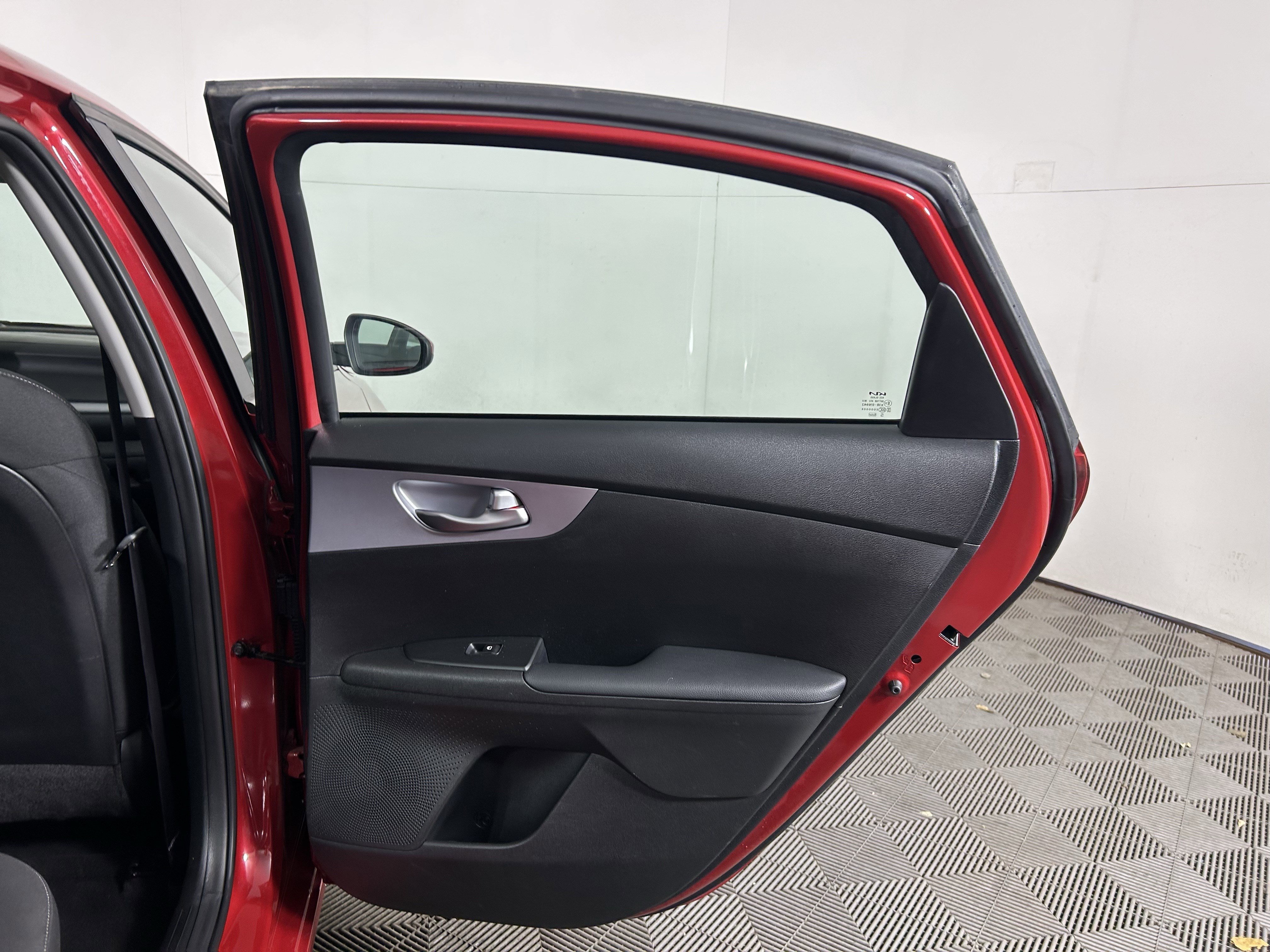 Certified 2024 Kia Forte LXS image 37