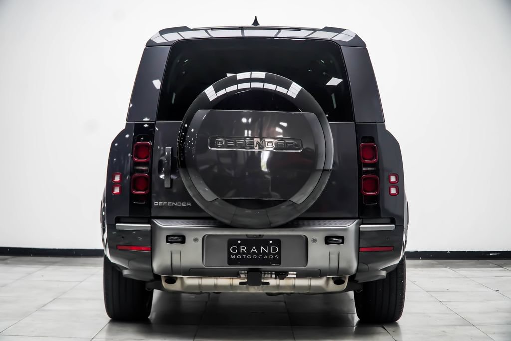 Used 2024 Land Rover Defender 130 Outbound AWD/4WD image 12