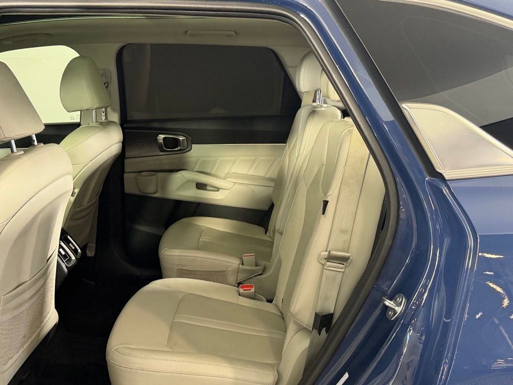 Used 2024 Kia Sorento SX image 25