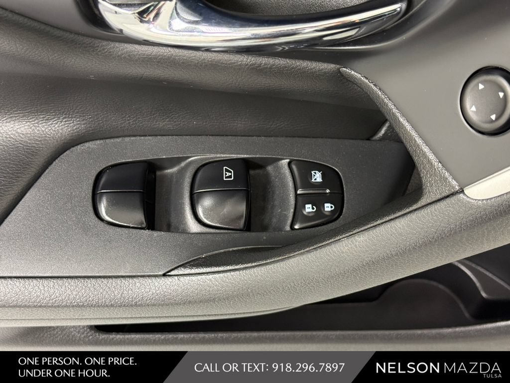 Used 2018 Nissan Altima 2.5 SR w/ SR Midnight Edition FWD image 21