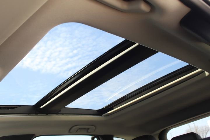 Certified 2025 MAZDA CX-50 AWD 2.5 S w/ Premium Package image 28