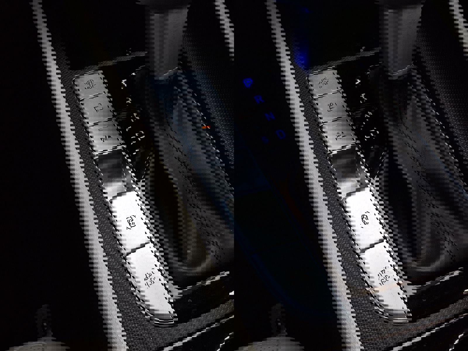 Used 2024 Hyundai Elantra Limited image 22